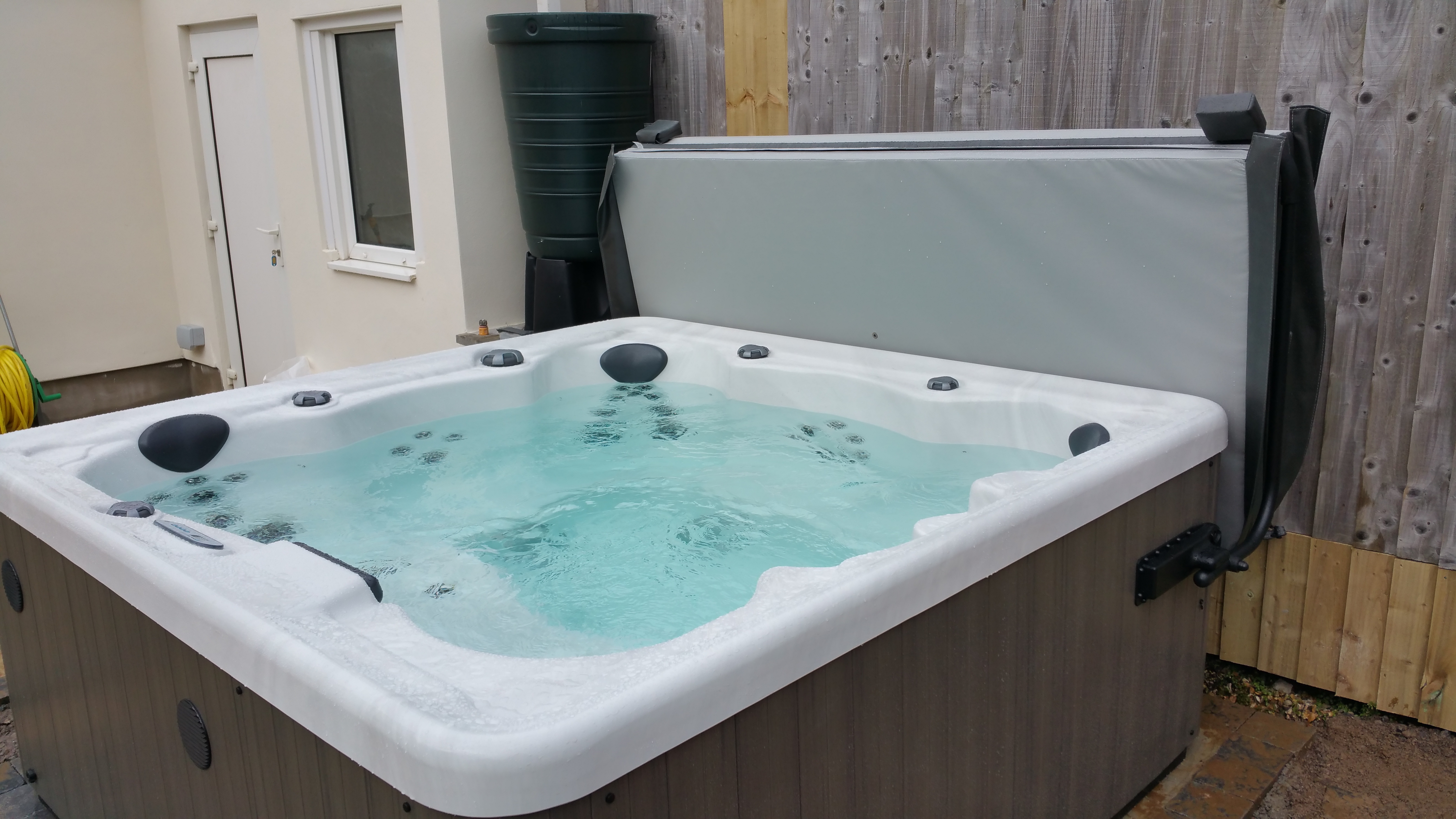 Marquis-Spa-Porthcawl 3.jpg