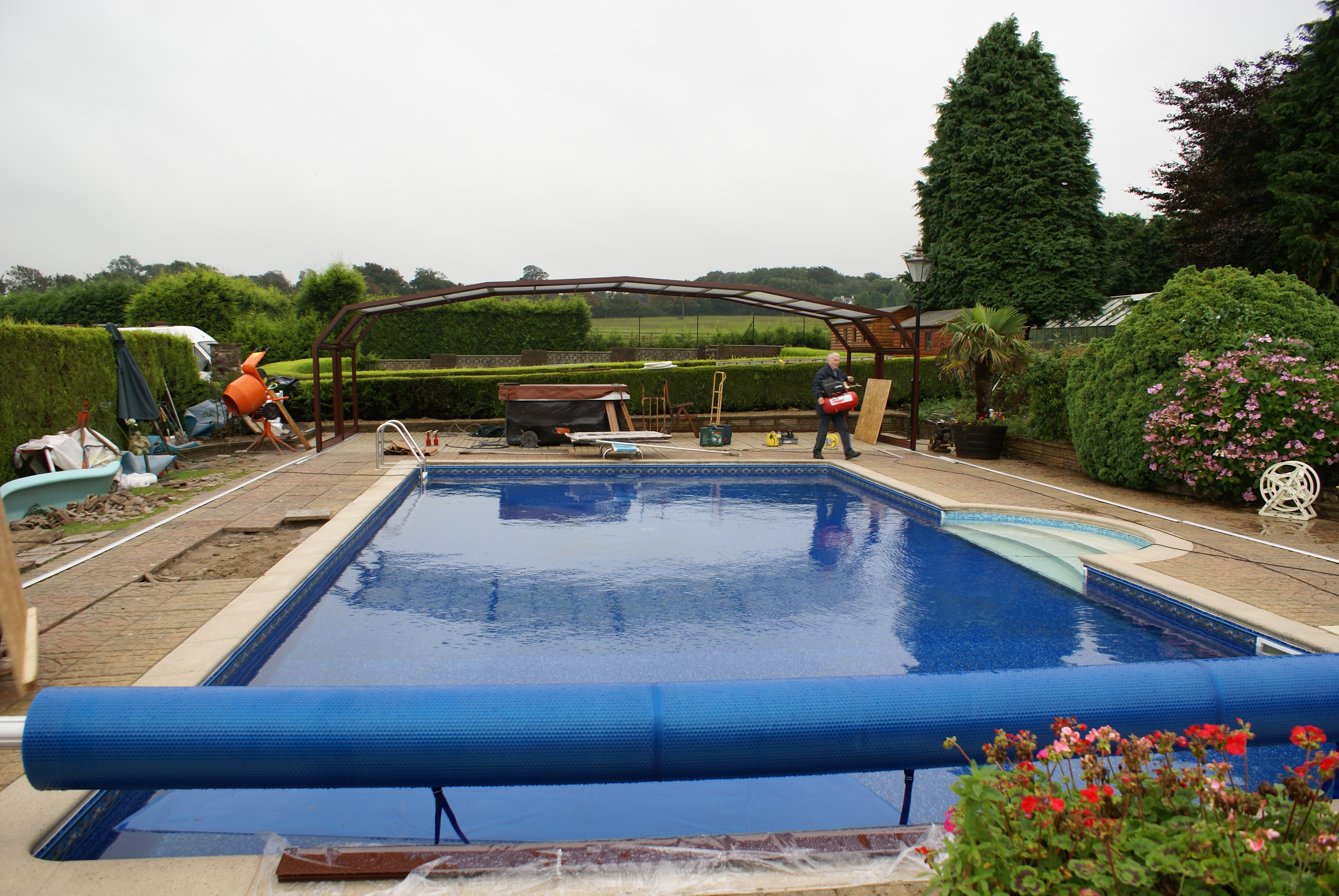 Telescopic-Enclosure-Liner-Wales 4.JPG