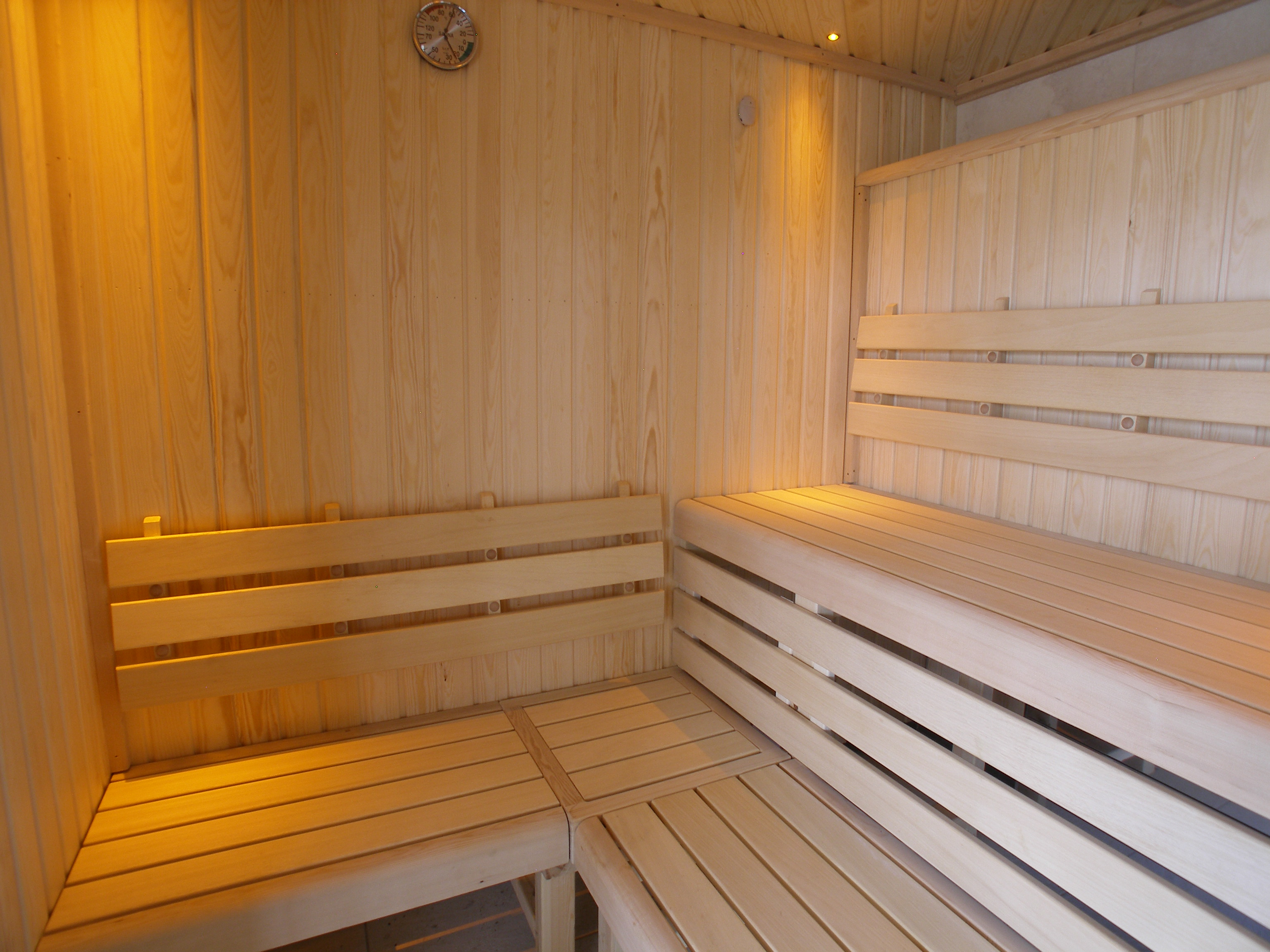Commercial-sauna-hidden-heater (12).jpg