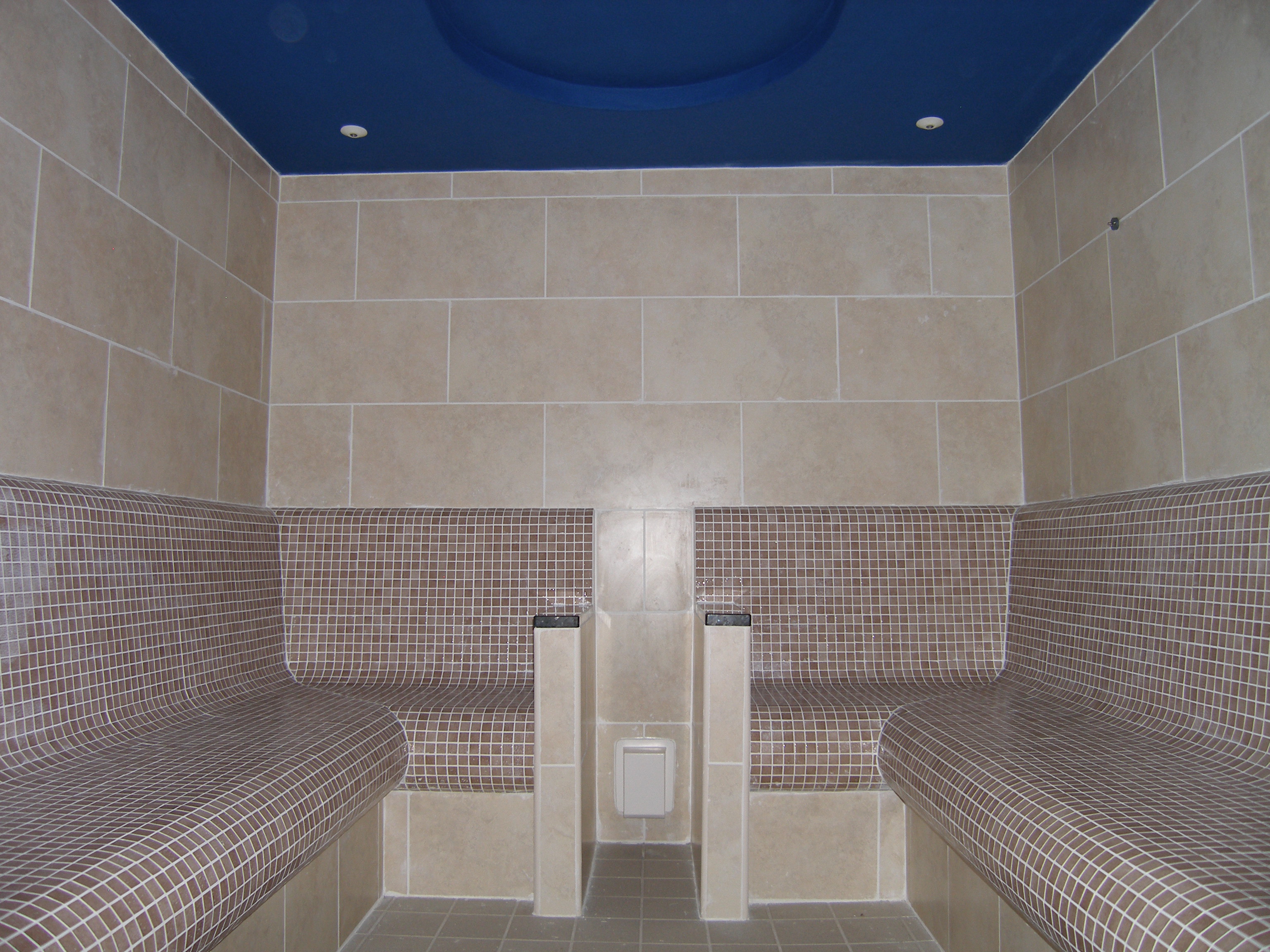 Commercial-steam-room-tiled (5).JPG