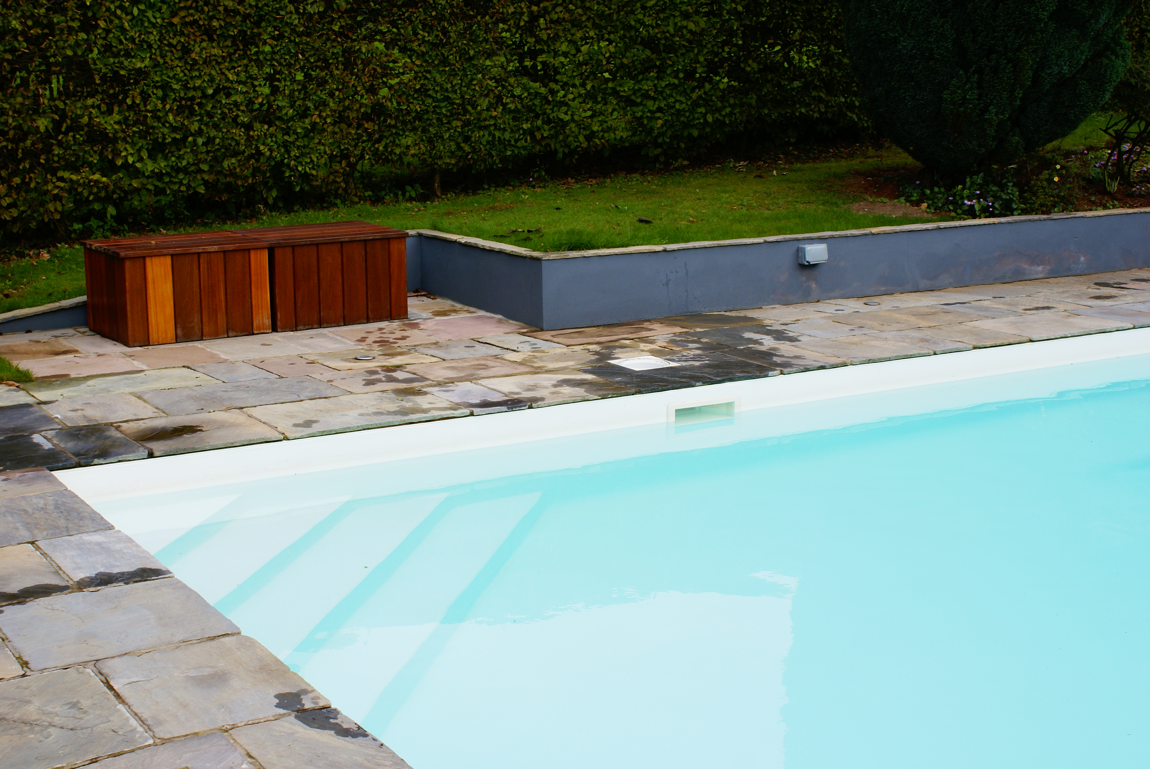 onsite-alkorplan-liner-pool-outdoor-refurbishment-chepstow-roldeck (3).JPG