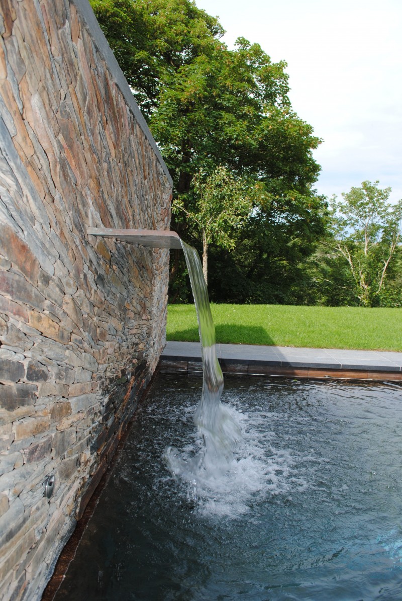 Outdoor-pools-liner-tiled-auromatic-slatted-safety-covers (8).jpg