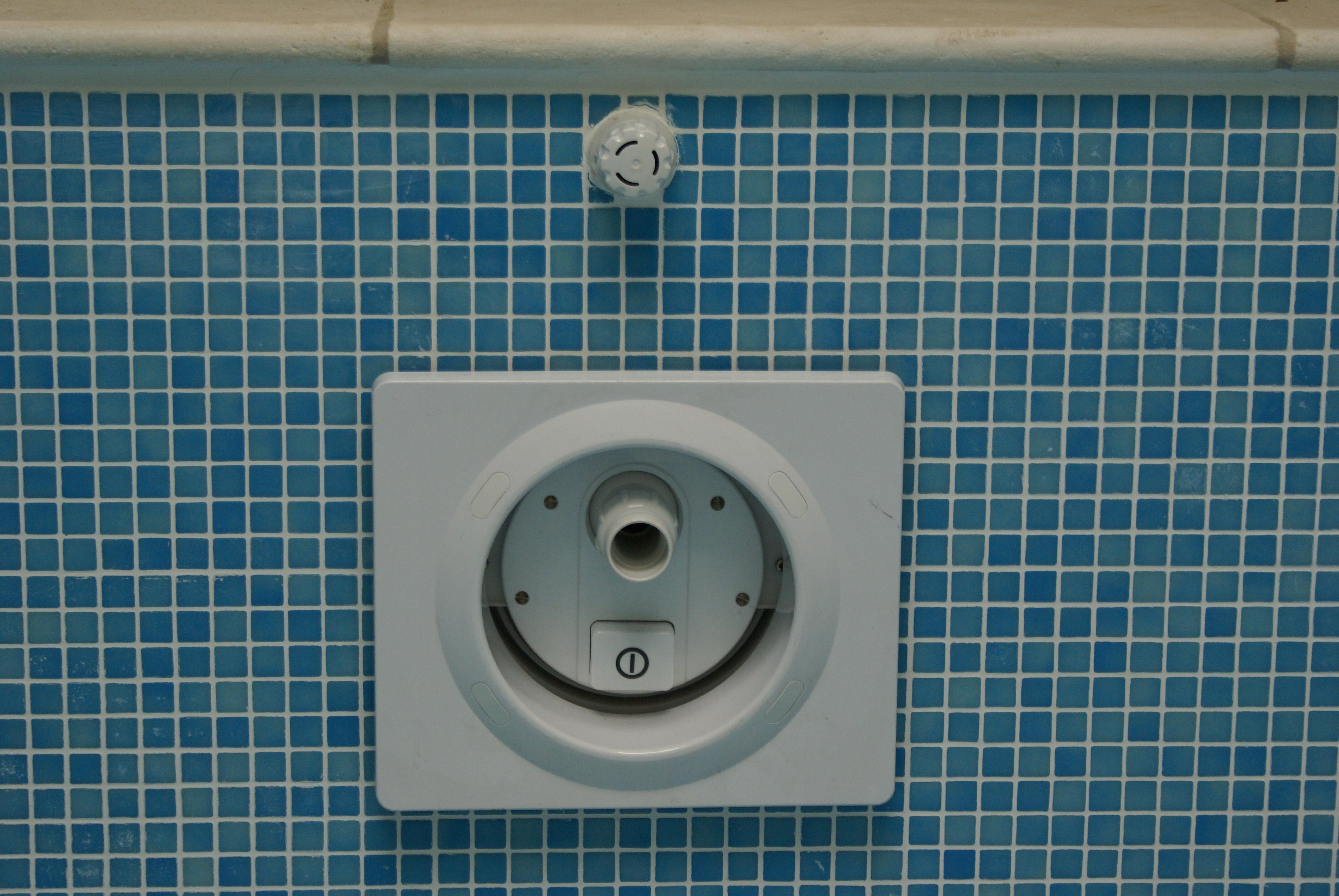 indoor-hydrotherapy-pool-badujet-tiled (5).JPG