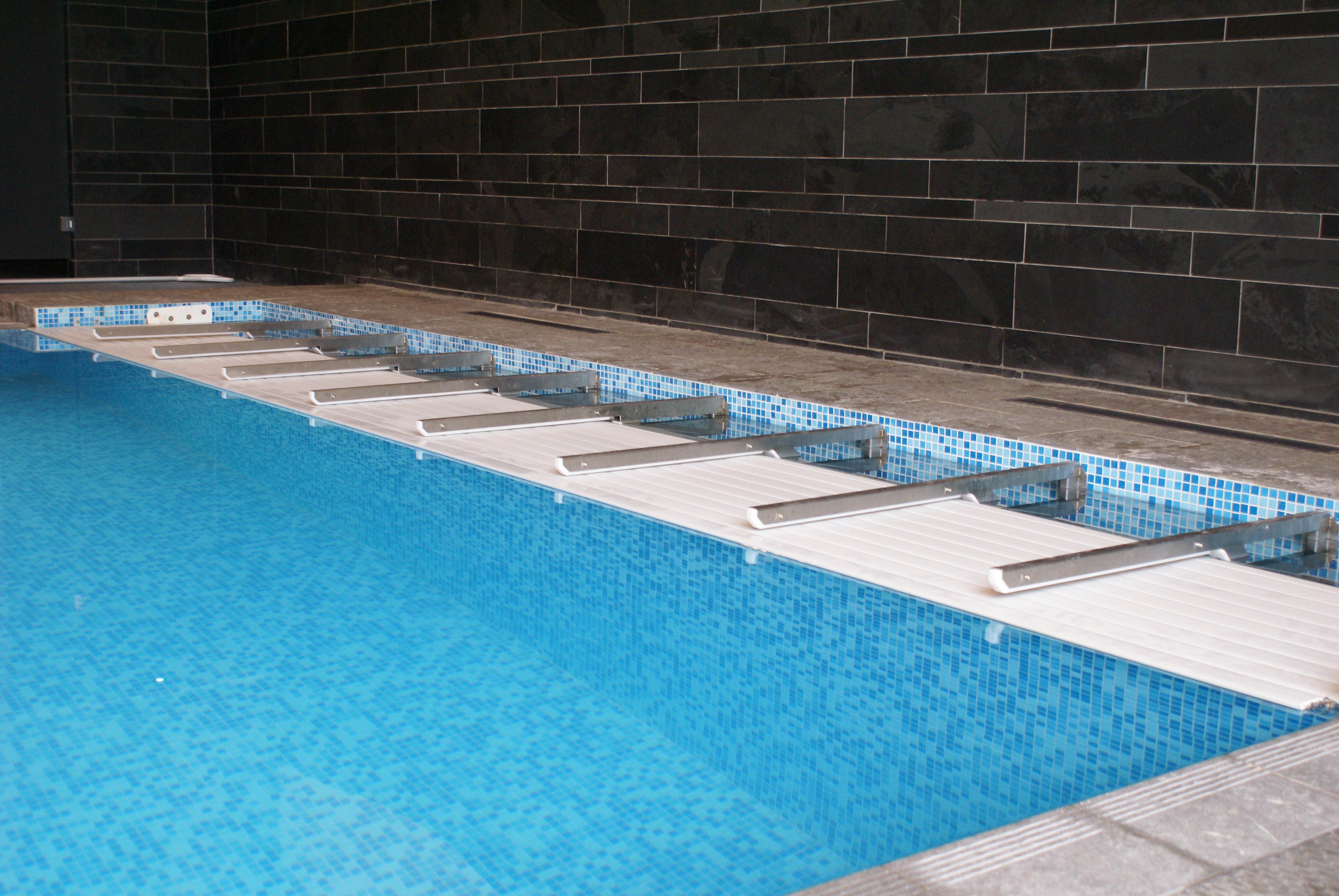 Deck-level-indoor-tiled-pool-delta-del-marquis-spa (5).JPG