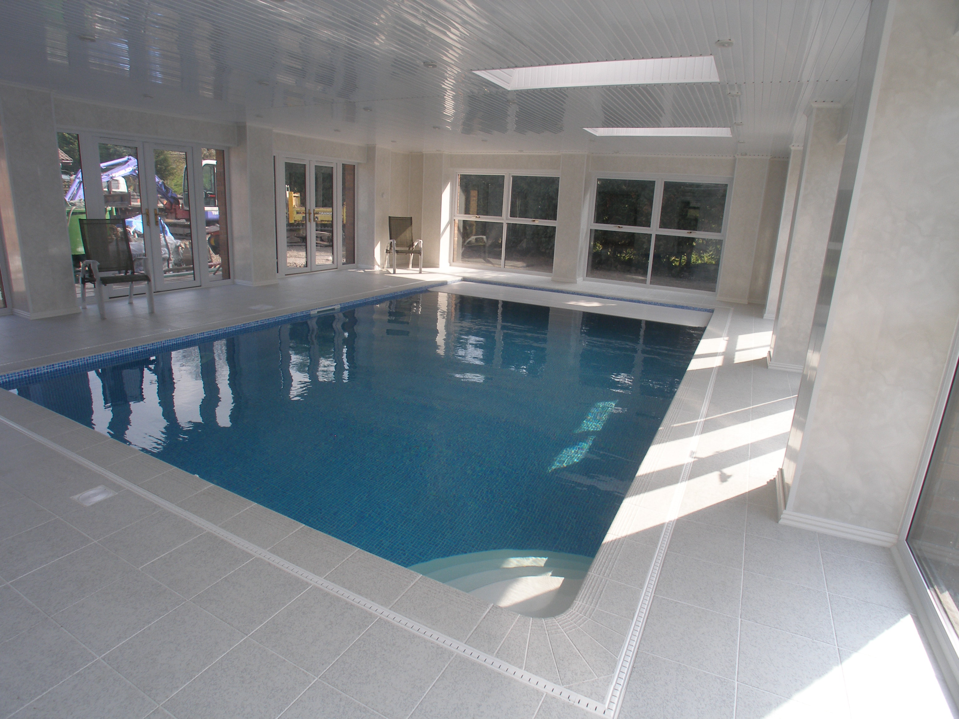 Indoor-Liner-Pool-Baglan-Automatic-slatted-cover (4).JPG