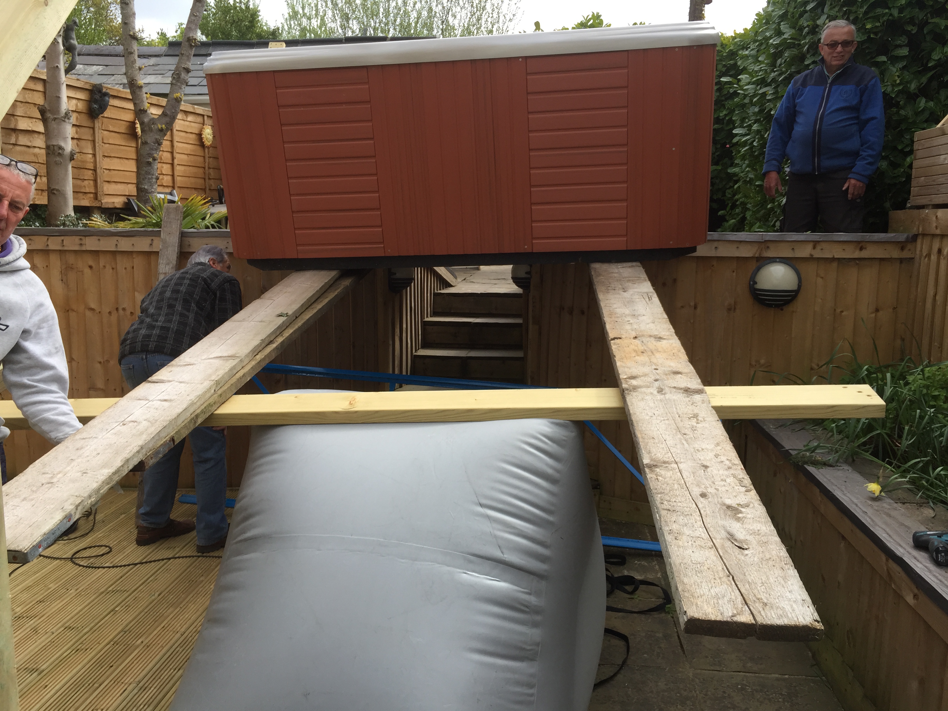 hot-tub-wales-llantrisant-caldera-palatino (5).JPG