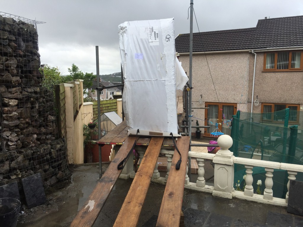 Marquis-Hollywood-Spa-Hottub-Swansea-Wales (10) (Medium).JPG