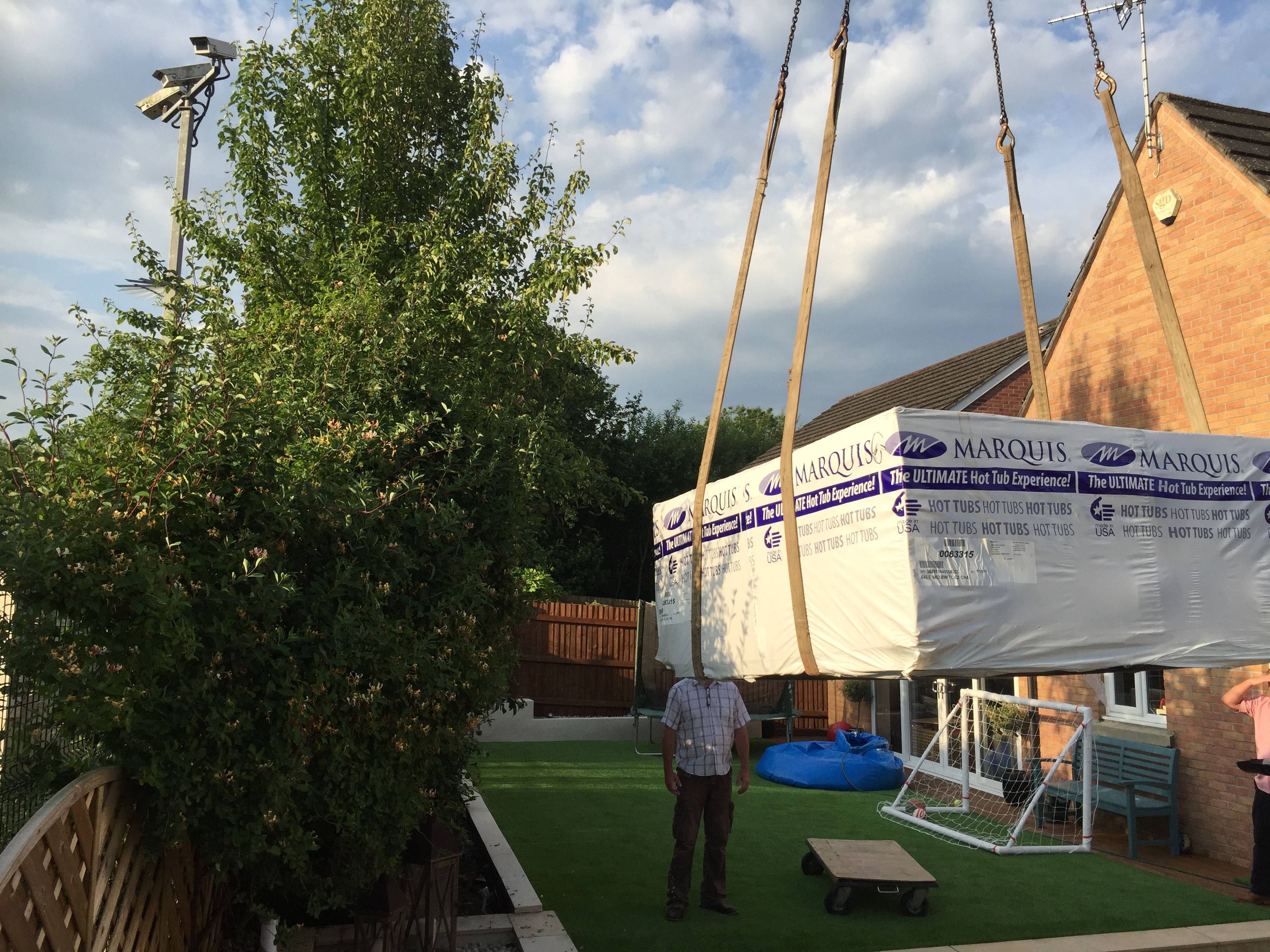 Marquis-eseries-545-hottub-spa-hot-tub-llantrisant-miskin-hiab (3).JPG