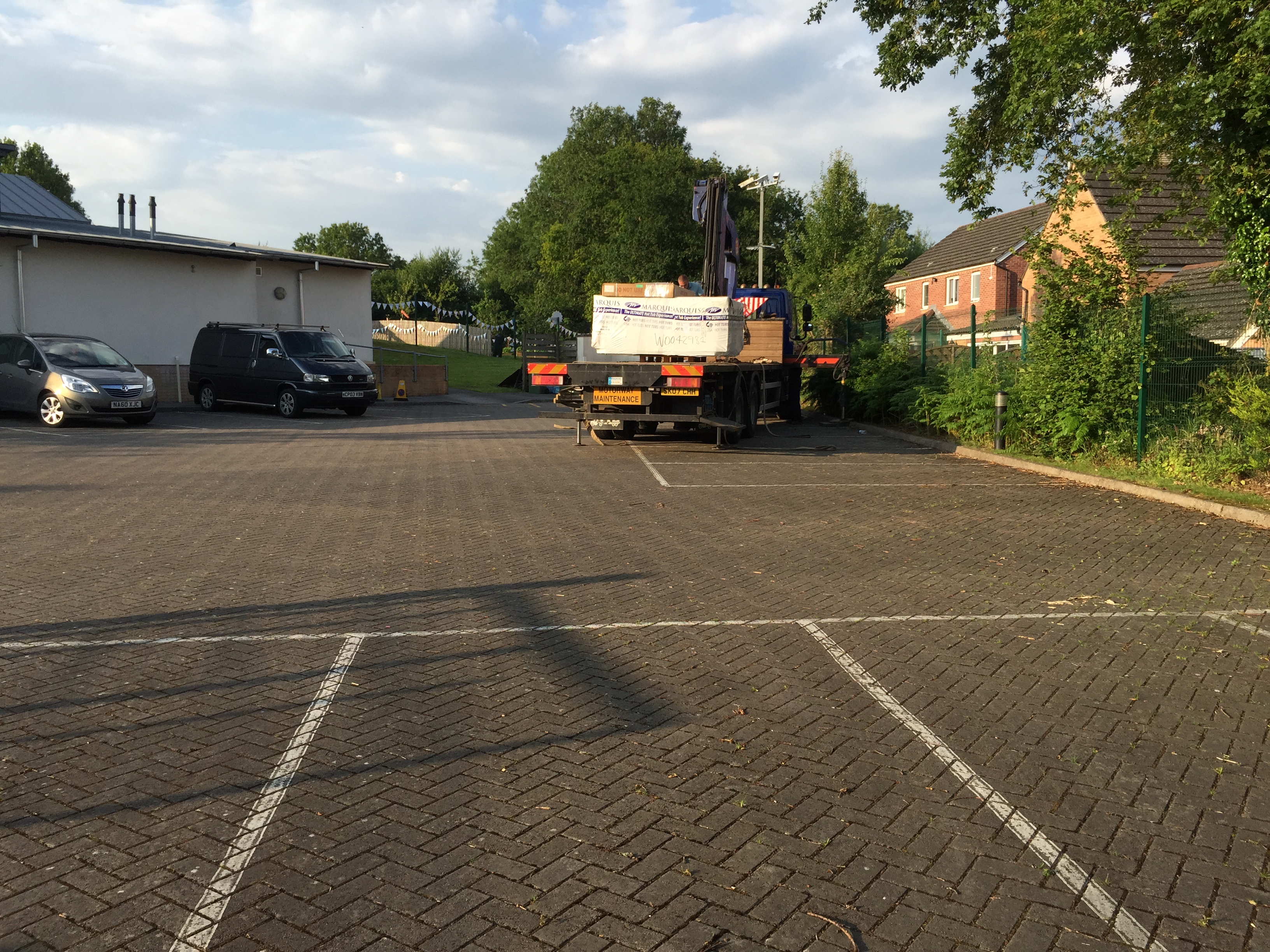 Marquis-eseries-545-hottub-spa-hot-tub-llantrisant-miskin-hiab (15).JPG