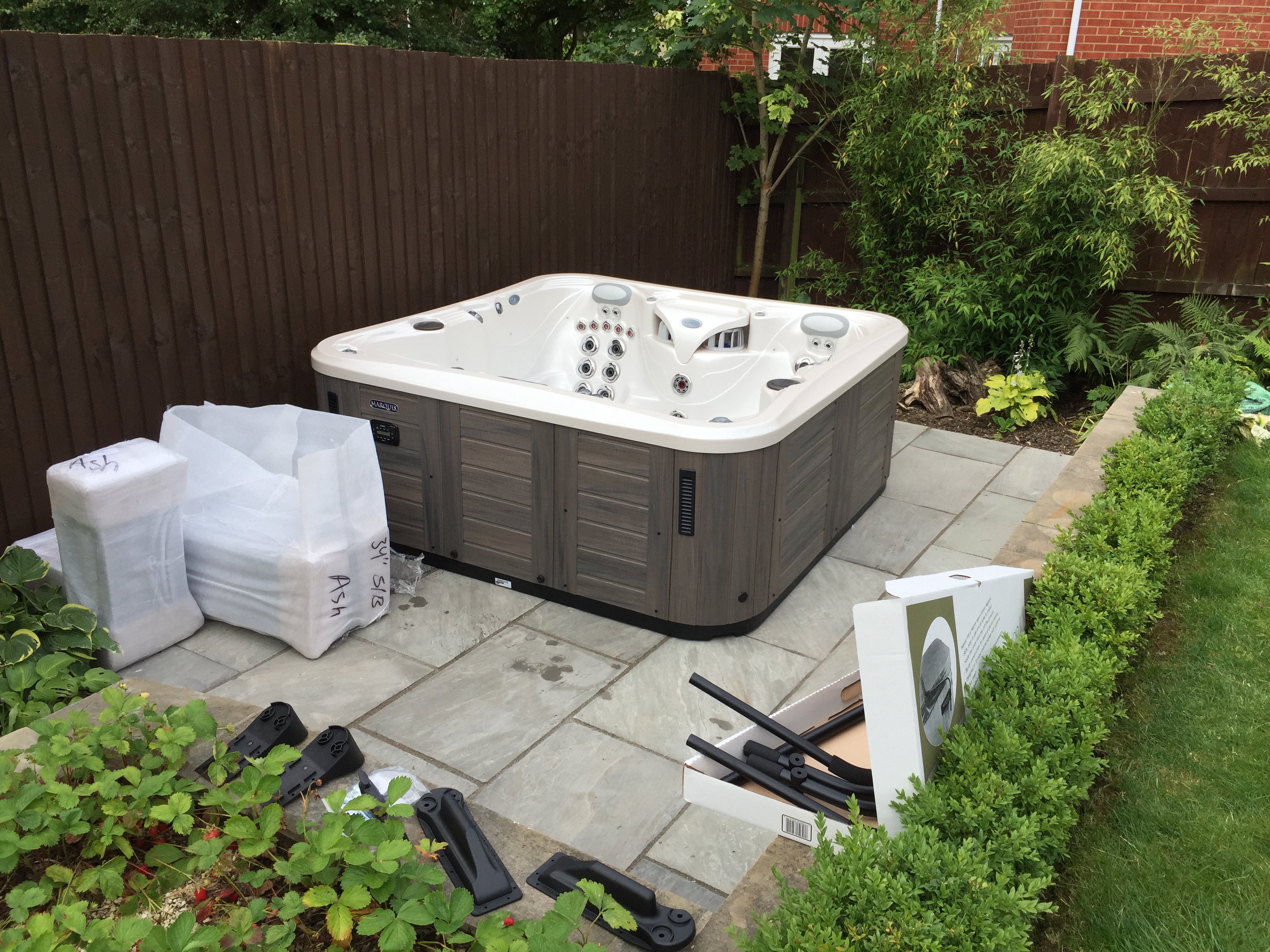 Marquis-spa-epic-ultimate-Bridgend-Wales-cameo-ash (3).JPG