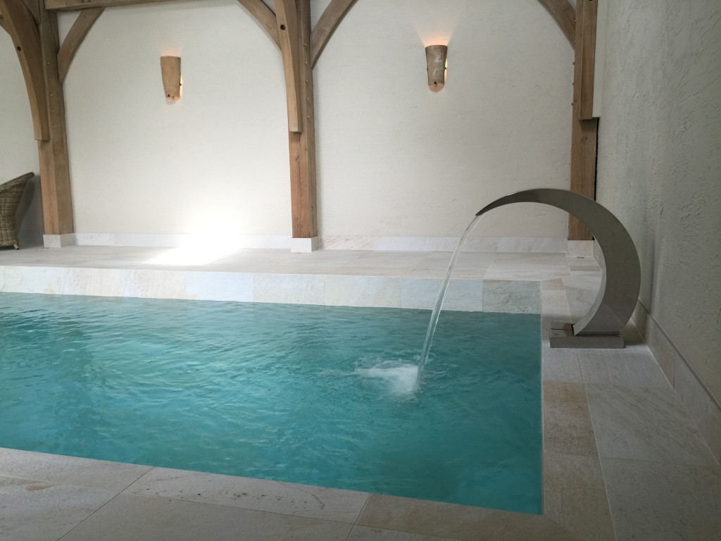 Indoor-pool-Swansea-Wales-Cardiff-automatic-cover-fountain-ledlights-sauna-steam-room-calorex-variheat (4).JPG